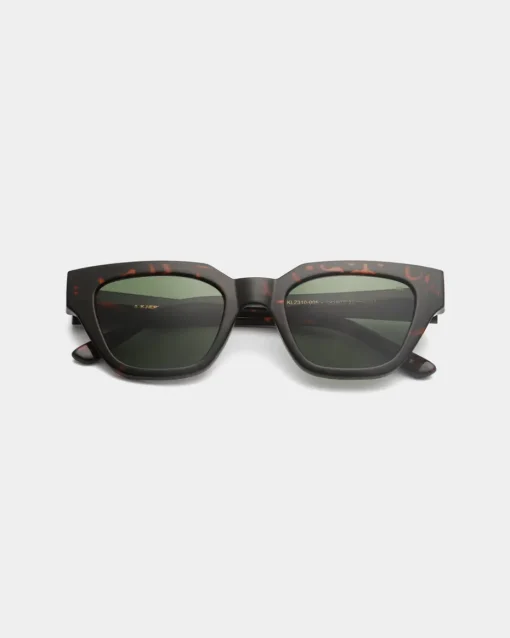 A.KJÆRBEDE Kaws Demi Tortoise